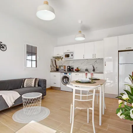 Apartamento El Naranjo Con Jacuzzi